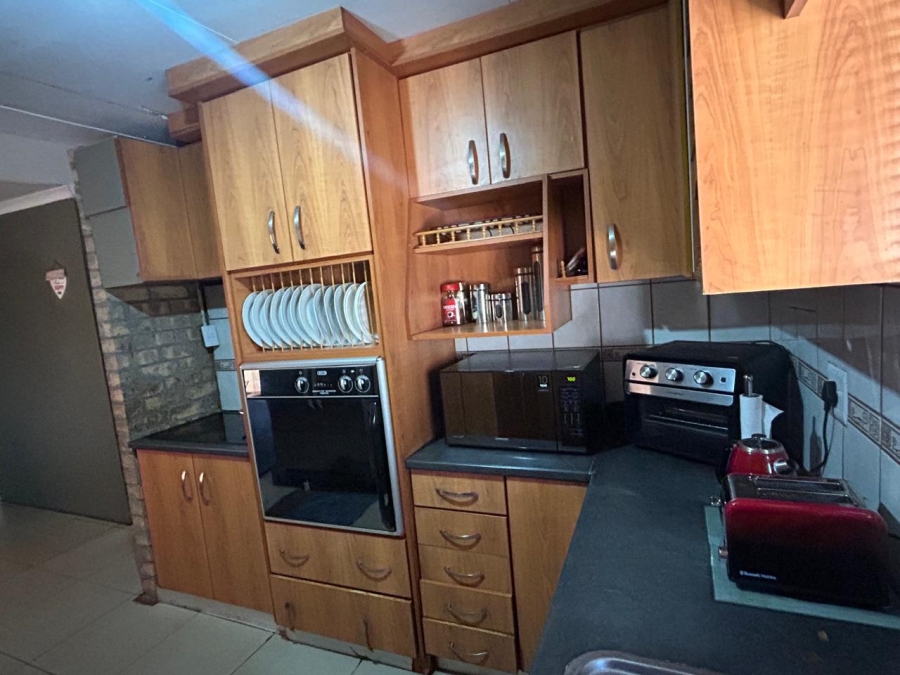 To Let 3 Bedroom Property for Rent in Kathu Northern Cape